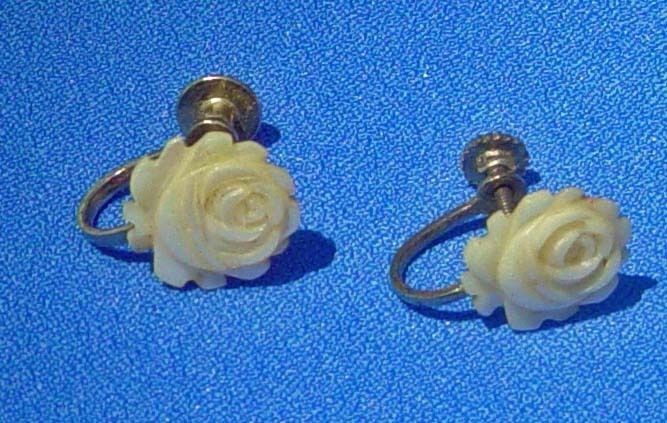 Vintage Rose Mother Of Pearl Screw-On Earrings Vintage Rose Mother Of Pearl Screw-On Earrings