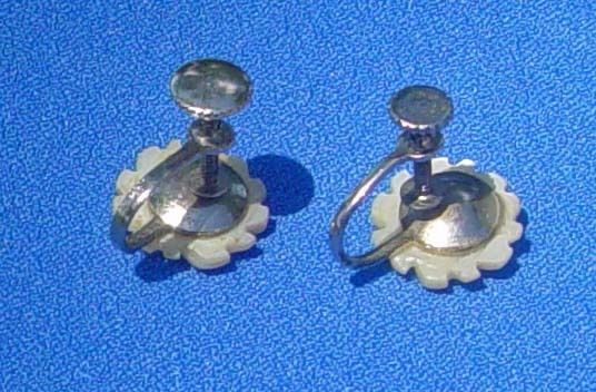Vintage Rose Mother Of Pearl Screw-On Earrings Vintage Rose Mother Of Pearl Screw-On Earrings