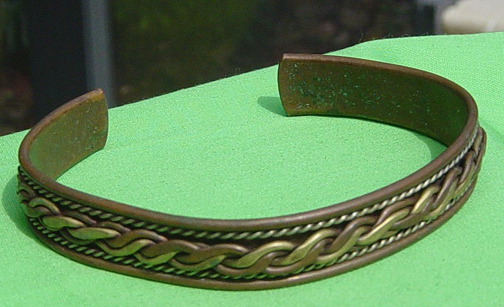Vintage Copper & Brass Rope Design Cuff Bracelet Vintage Copper & Brass Rope Design Cuff Bracelet