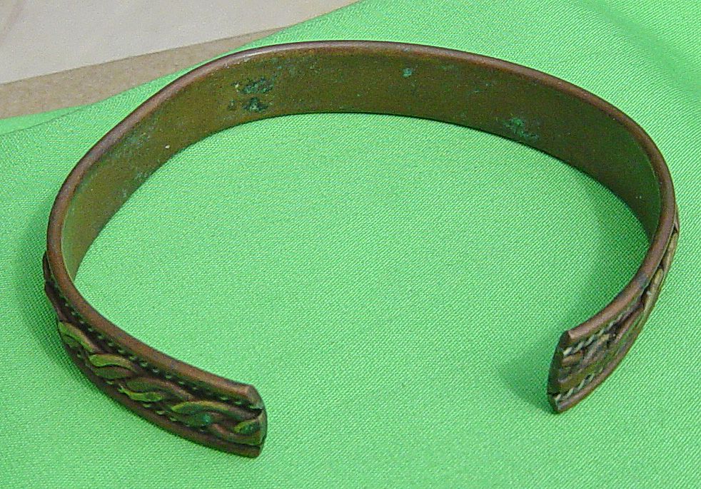 Vintage Copper & Brass Rope Design Cuff Bracelet Vintage Copper & Brass Rope Design Cuff Bracelet