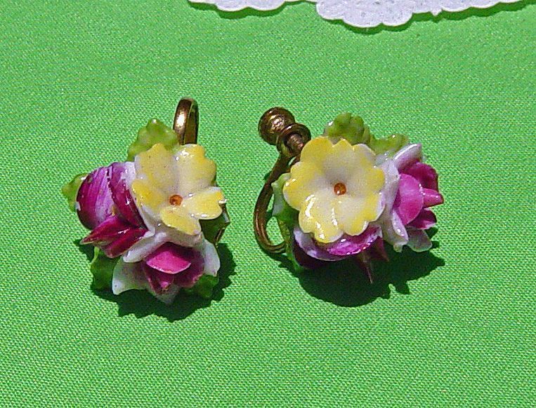 Vintage Japan Porcelain Flower Screw-On Earrings Vintage Japan Porcelain Flower Screw-On Earrings