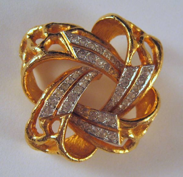 Jomaz Faux Knot Brooch Gold-tone Rhinestones Jomaz Faux Knot Brooch Gold-tone Rhinestones