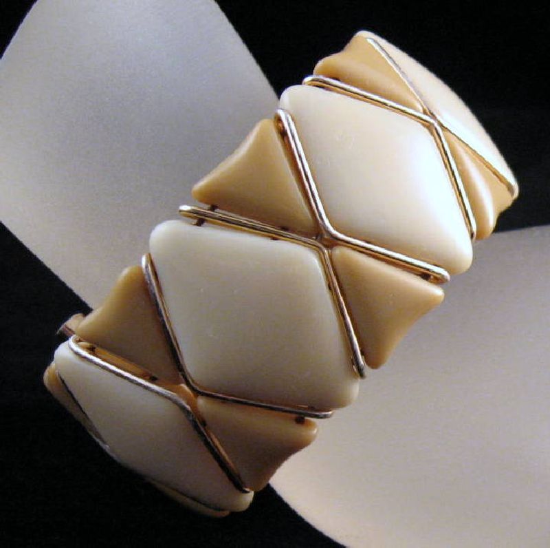 Cream Taupe Glass Western Germany Cuff Wire Bracelet Cream Taupe Glass Western Germany Cuff Wire Bracelet