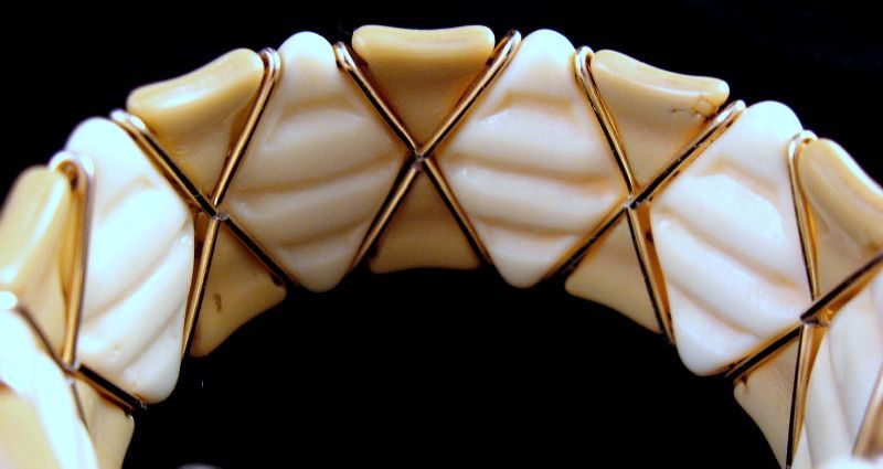 Cream Taupe Glass Western Germany Cuff Wire Bracelet Cream Taupe Glass Western Germany Cuff Wire Bracelet