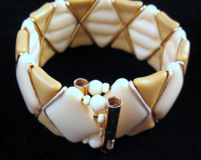 Cream Taupe Glass Western Germany Cuff Wire Bracelet Cream Taupe Glass Western Germany Cuff Wire Bracelet