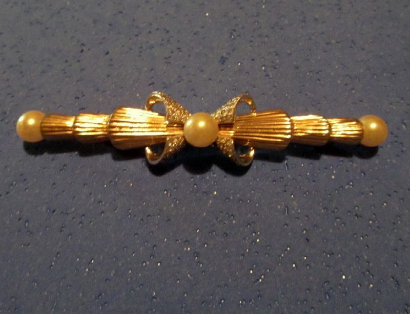 Outstanding Jomaz Gold/Silver-tone Faux Pearl Rhinestone Bar Pin 3 3/4" Outstanding Jomaz Gold/Silver-tone Faux Pearl Rhinestone Bar Pin 3 3/4"