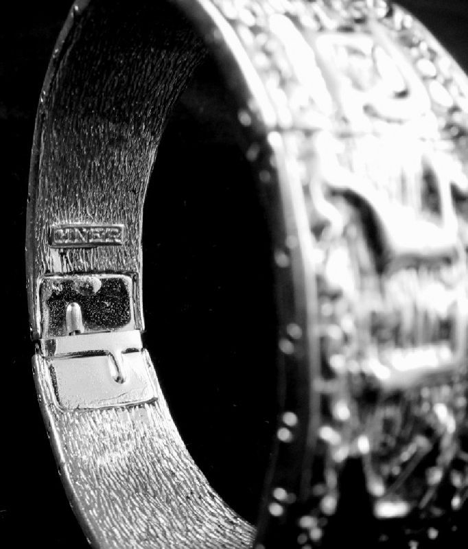 Ciner Hebrew Letters Silver-tone Hinged Bangle Bracelet Ciner Hebrew Letters Silver-tone Hinged Bangle Bracelet