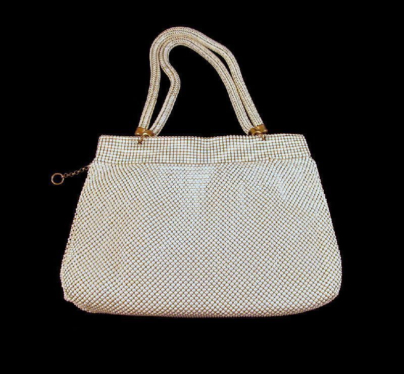 Whiting and Davis Beadlite Enamel Mesh Purse 1940s Whiting and Davis Beadlite Enamel Mesh Purse 1940s