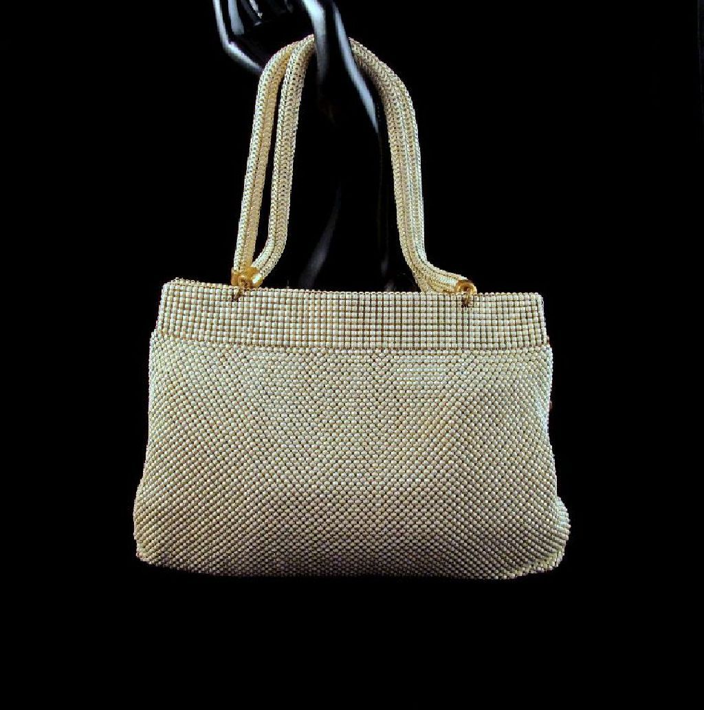 Whiting and Davis Beadlite Enamel Mesh Purse 1940s Whiting and Davis Beadlite Enamel Mesh Purse 1940s