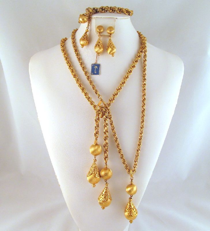 Monet Gold-tone "Bolero" Full Set Necklaces Earrings Bracelet 1961 Monet Gold-tone "Bolero" Full Set Necklaces Earrings Bracelet 1961