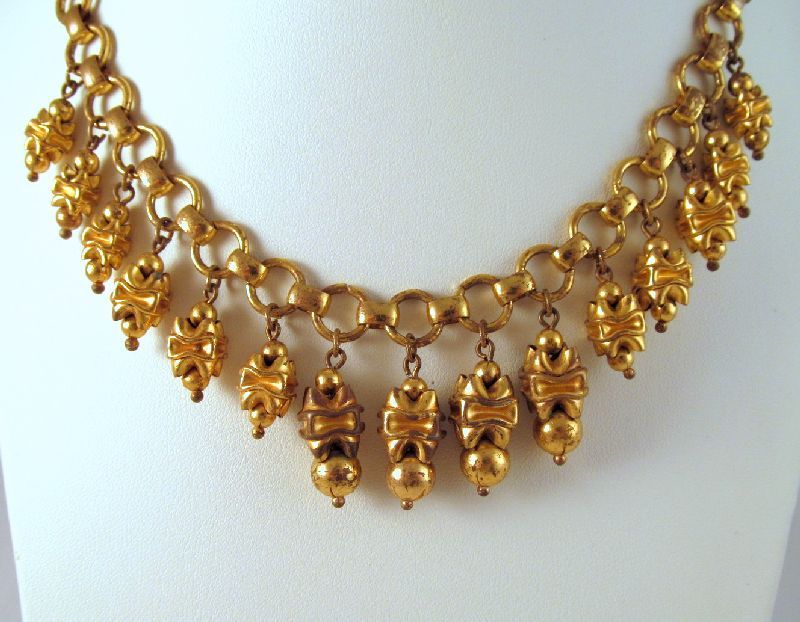 Monet Jewelers 1930s Bib Style Choker Necklace Monet Jewelers 1930s Bib Style Choker Necklace
