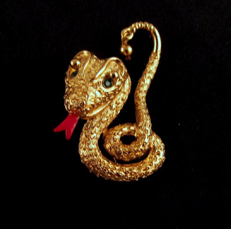 Monet Rattlesnake Brooch Gold-tone Green Eyes Monet Rattlesnake Brooch Gold-tone Green Eyes