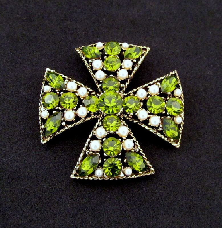 U/S Regency Maltese Cross Faux Pearls Olivine Rhinestones Pendant Brooch U/S Regency Maltese Cross Faux Pearls Olivine Rhinestones Pendant Brooch