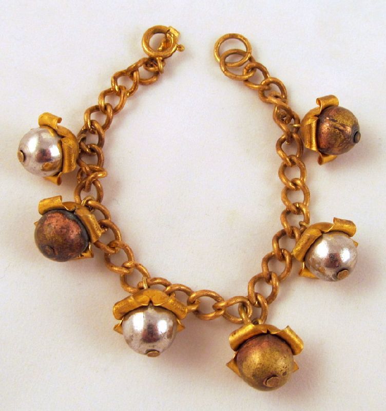 Monet Jewelers 1930s Bracelet Gold-tone Silver-tone Brass Monet Jewelers 1930s Bracelet Gold-tone Silver-tone Brass