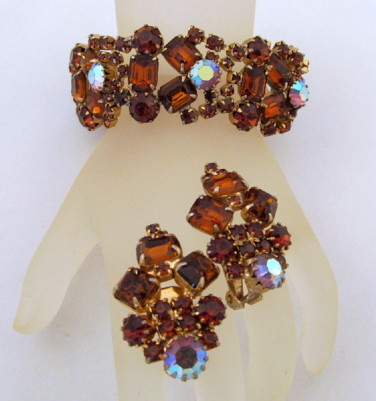Topaz Aurora Borealis Rhinestone Bracelet Earrings Gold-tone Topaz Aurora Borealis Rhinestone Bracelet Earrings Gold-tone