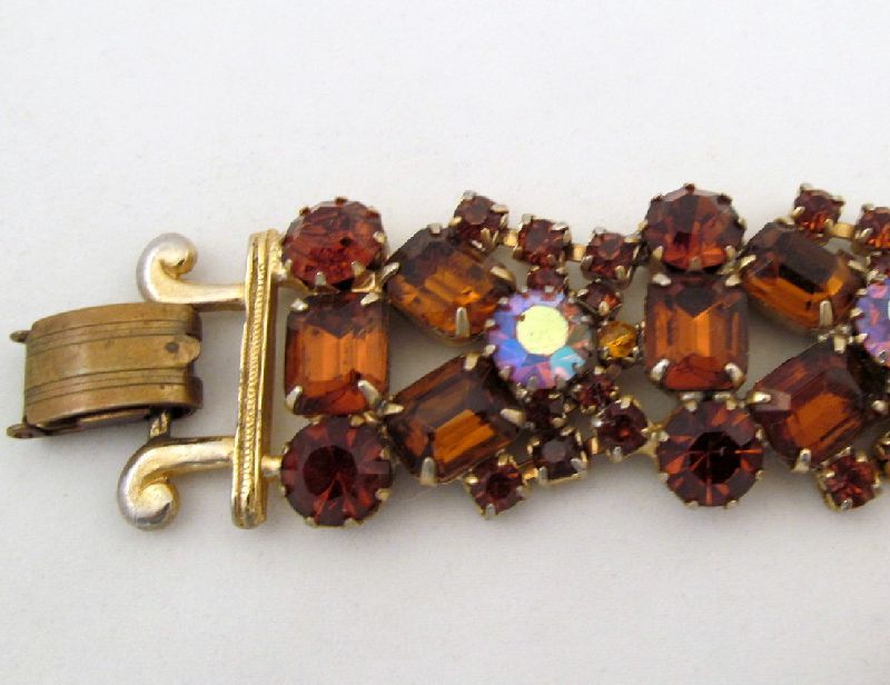 Topaz Aurora Borealis Rhinestone Bracelet Earrings Gold-tone Topaz Aurora Borealis Rhinestone Bracelet Earrings Gold-tone