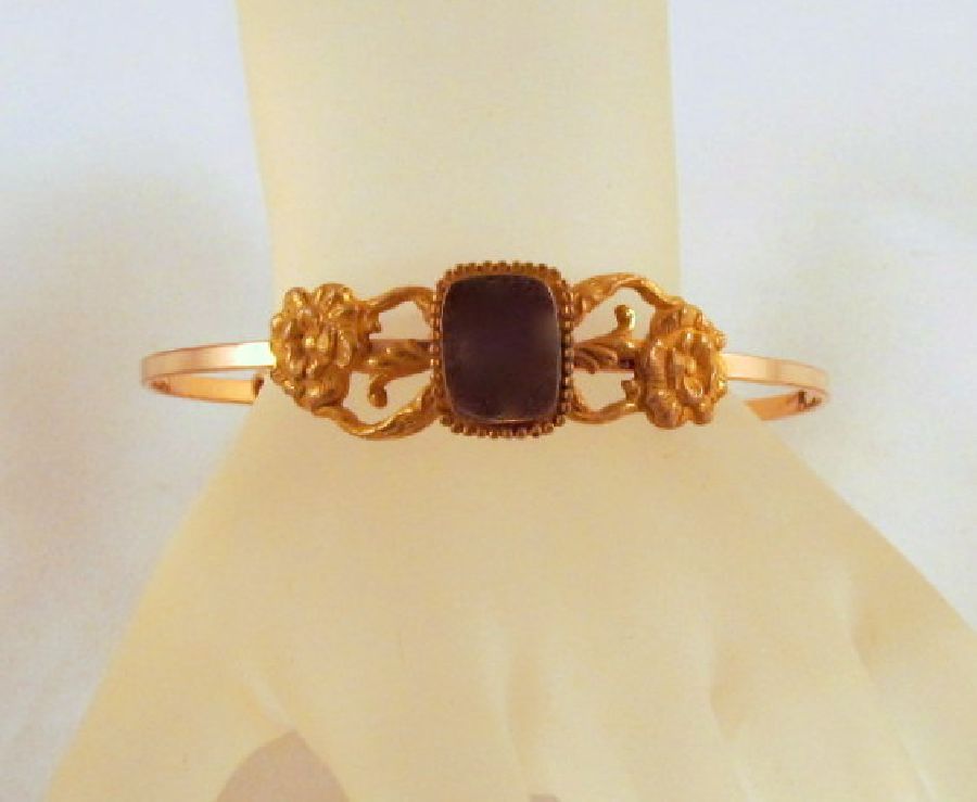 Victorian Hinged Bracelet Blank Cartouche Victorian Hinged Bracelet Blank Cartouche