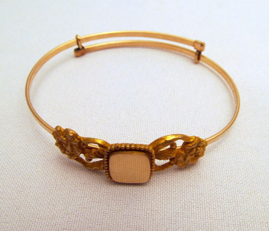 Victorian Hinged Bracelet Blank Cartouche Victorian Hinged Bracelet Blank Cartouche