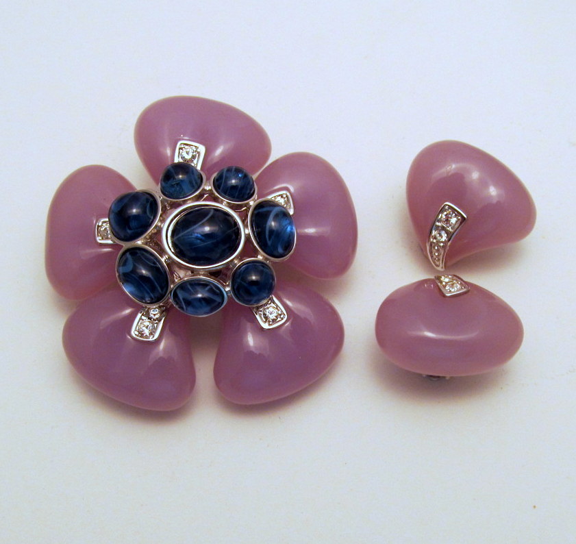KJL Kenneth J. Lane Duchess of Windsor Lavender Pendant Enhancer Earrings KJL Kenneth J. Lane Duchess of Windsor Lavender Pendant Enhancer Earrings