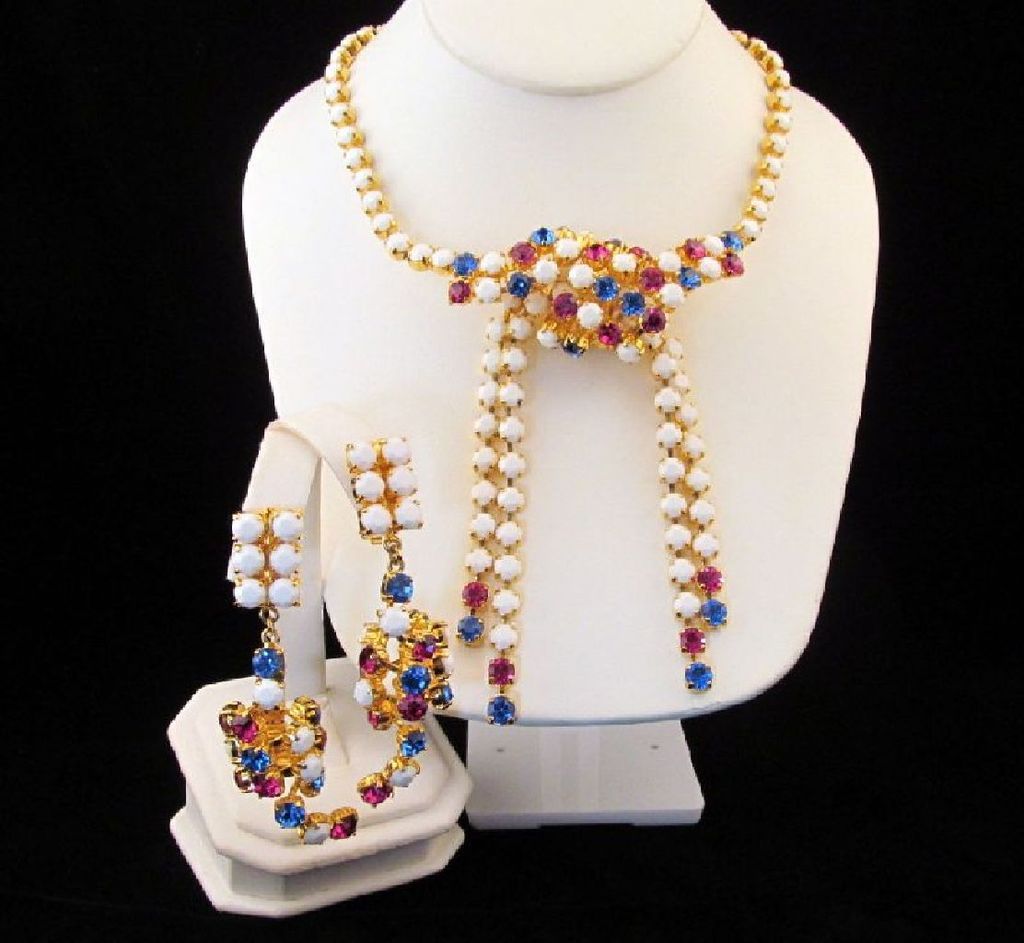 Gianni De Liguoro Couture Necklace Earrings Rhinestones Gold-tone Gianni De Liguoro Couture Necklace Earrings Rhinestones Gold-tone