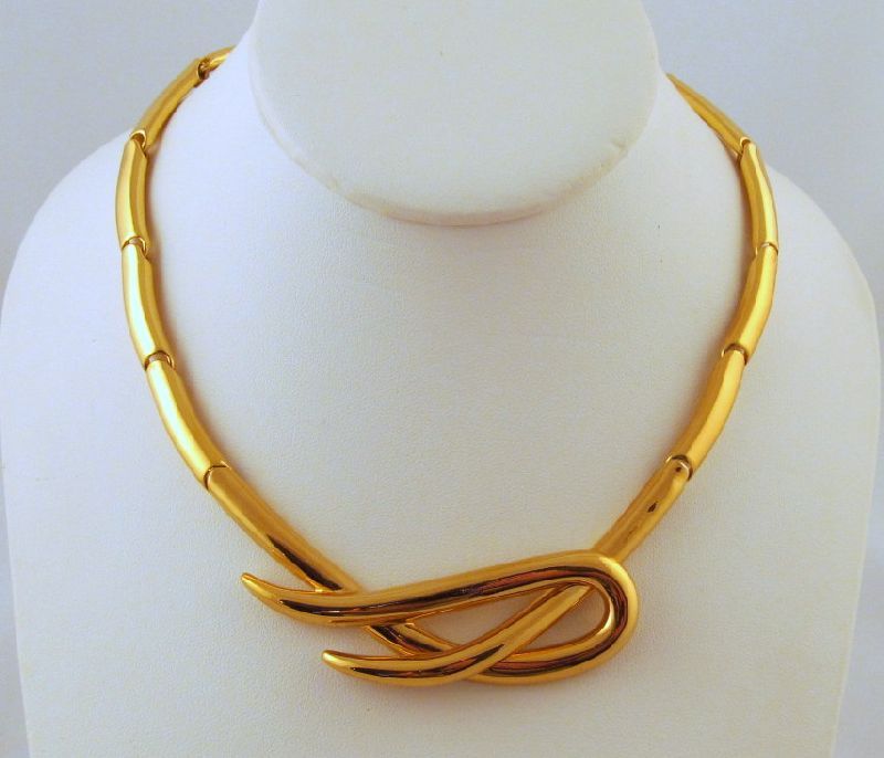 Monet Flexible Segments Gold-tone Necklace 1970s Monet Flexible Segments Gold-tone Necklace 1970s