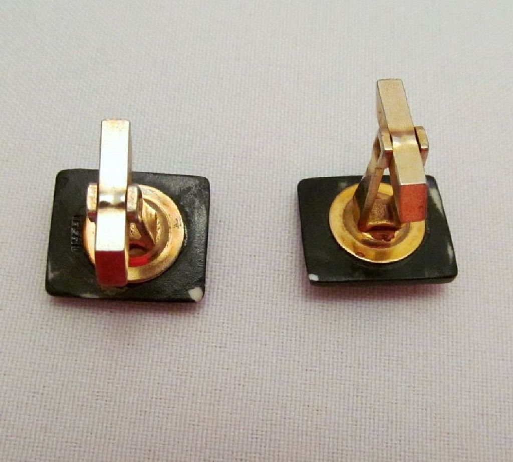 Toshikane Arita Benzaiten Goddess of Beauty Porcelain Cuff Links Japan Toshikane Arita Benzaiten Goddess of Beauty Porcelain Cuff Links Japan