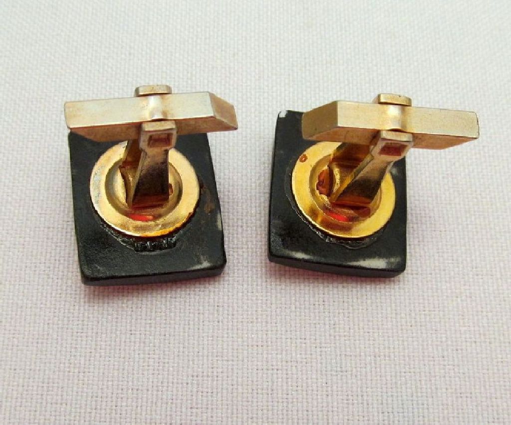 Toshikane Arita Benzaiten Goddess of Beauty Porcelain Cuff Links Japan Toshikane Arita Benzaiten Goddess of Beauty Porcelain Cuff Links Japan