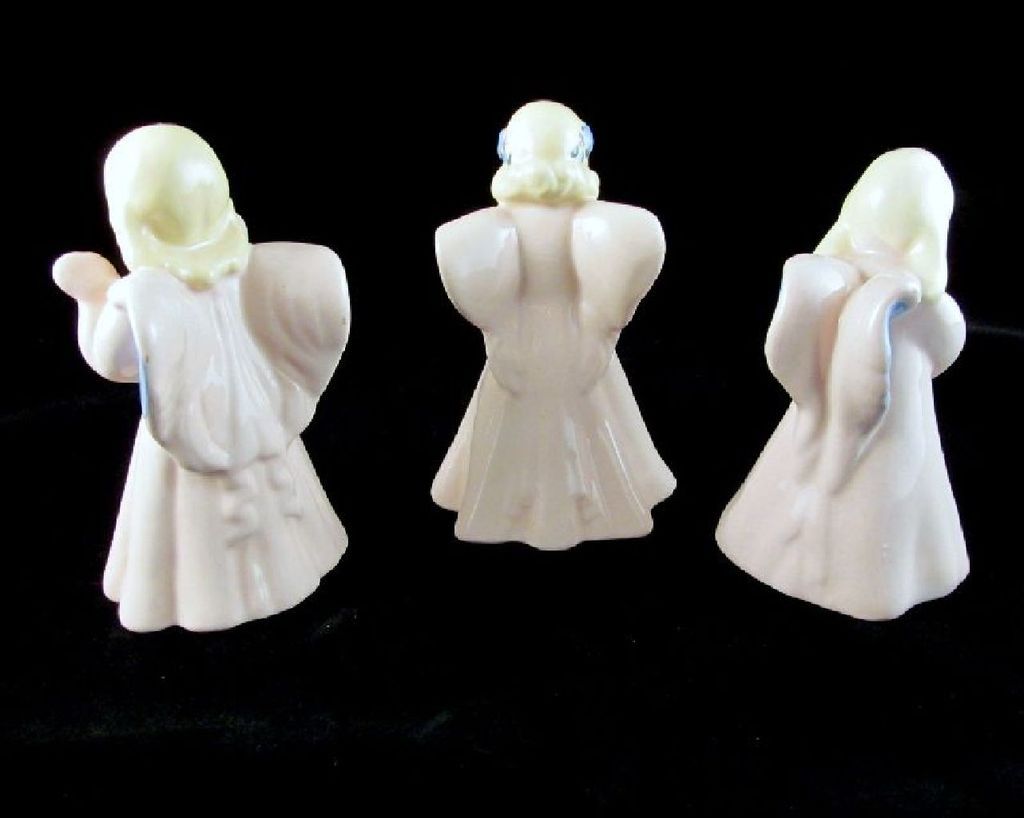 Kay Finch Praying Angels Pastel Colors Set of Three Kay Finch Praying Angels Pastel Colors Set of Three