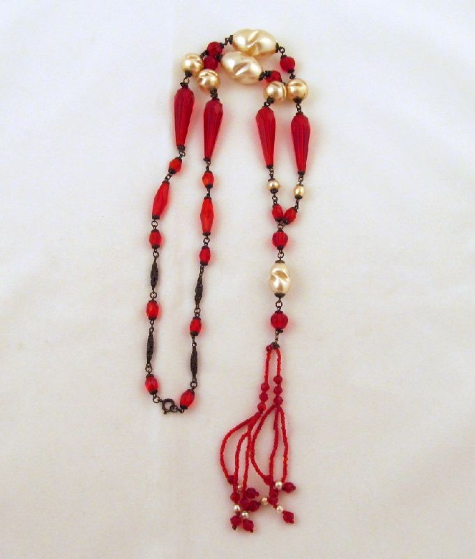 Ruby Red Glass Faux Pearl Flapper Sautoir Necklace Ruby Red Glass Faux Pearl Flapper Sautoir Necklace