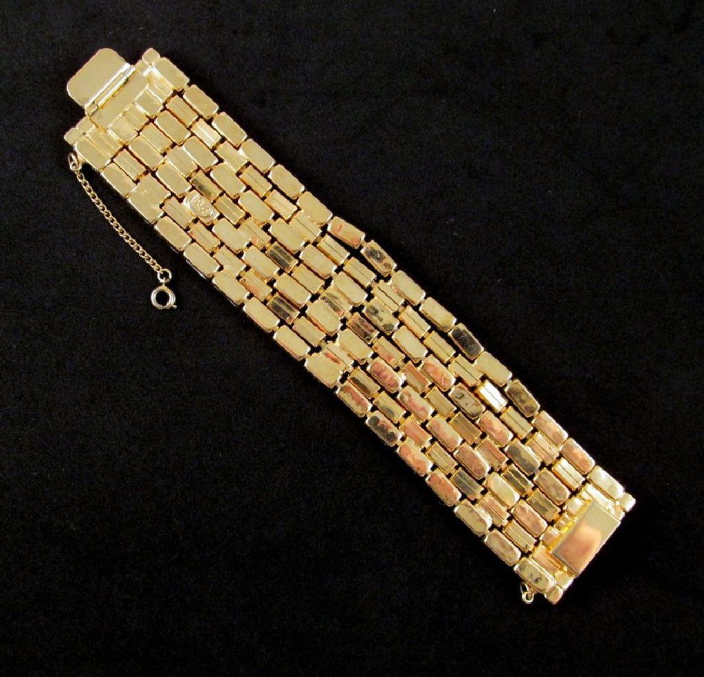 Hobe' Wide Gold-tone Faceted Milk Glass Bracelet Hobe' Wide Gold-tone Faceted Milk Glass Bracelet