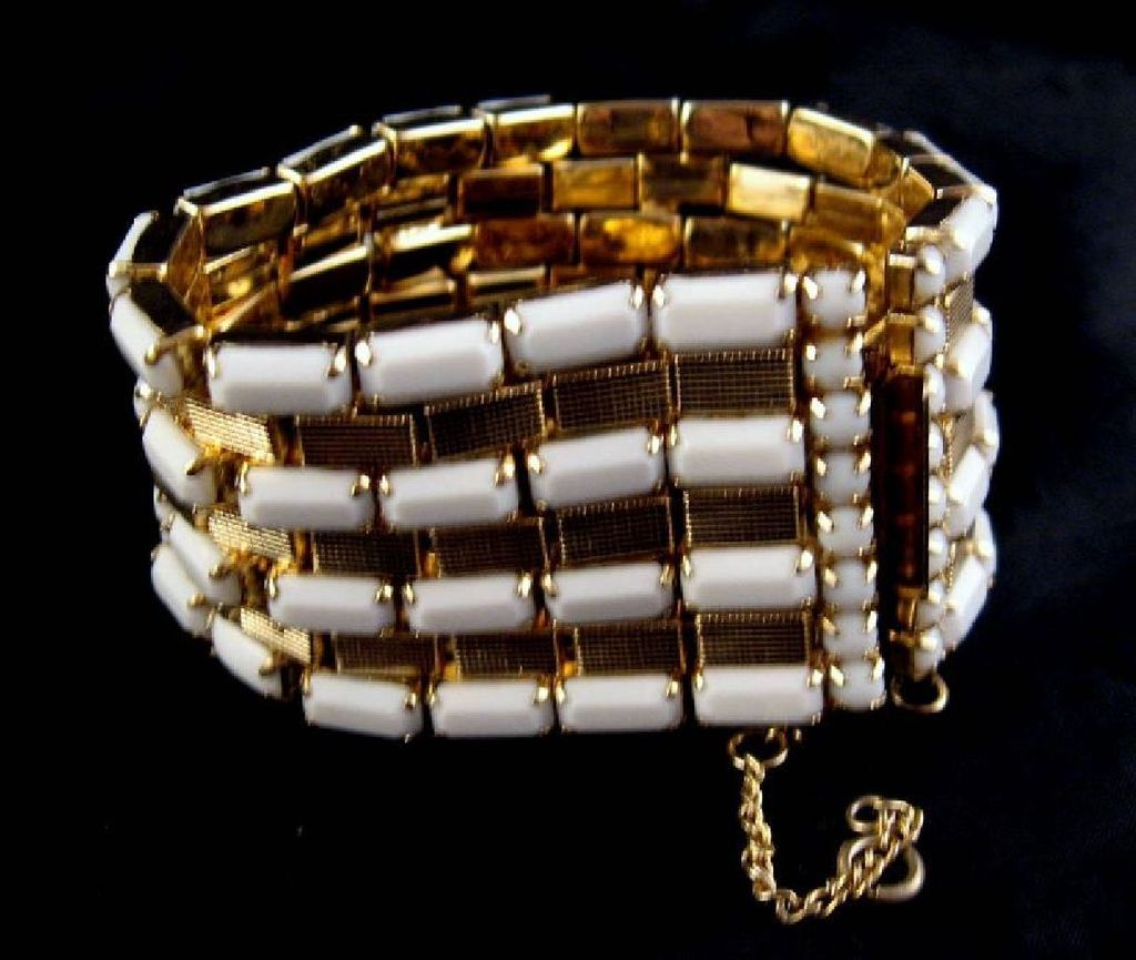 Hobe' Wide Gold-tone Faceted Milk Glass Bracelet Hobe' Wide Gold-tone Faceted Milk Glass Bracelet