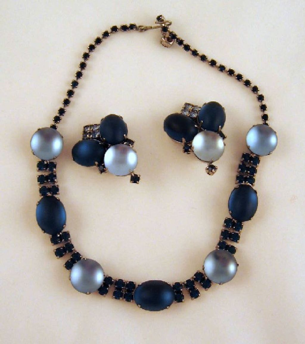 Blue Satin Glass Rhinestone Necklace Clip Earrings Silver-tone Blue Satin Glass Rhinestone Necklace Clip Earrings Silver-tone