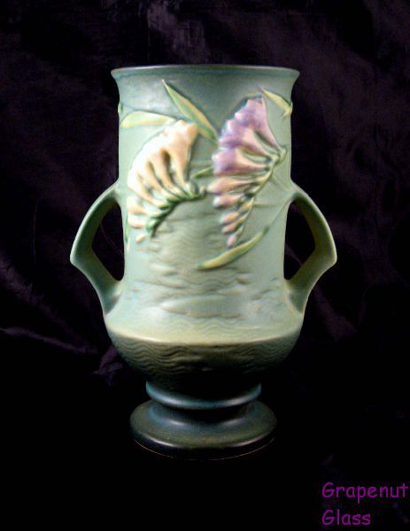 Roseville Freesia Green Vase 123-9" Handle Roseville Freesia Green Vase 123-9" Handle