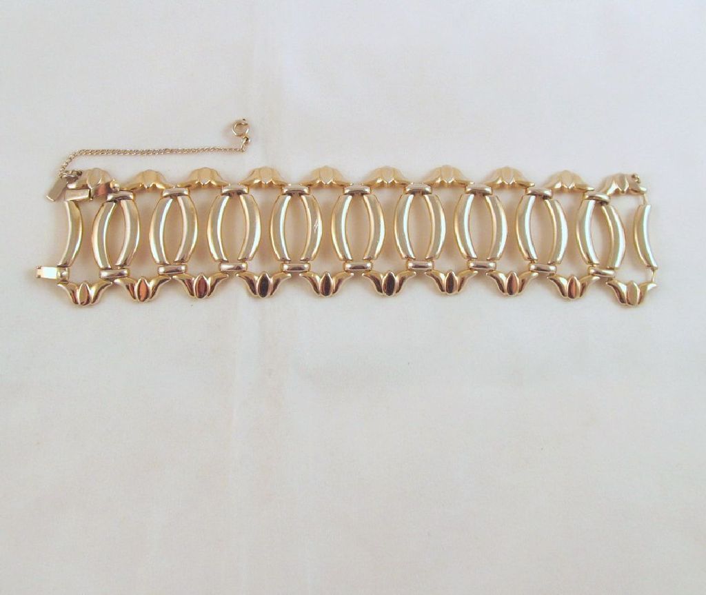 Wide Vintage Mid Century Bracelet Monet Gold-tone Wide Vintage Mid Century Bracelet Monet Gold-tone