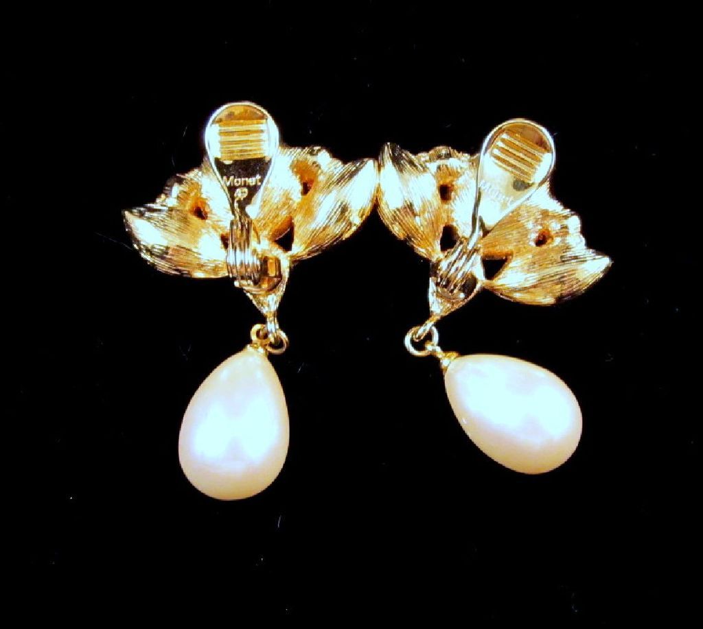 Monet Rhinestone Faux Pearl Earrings Christmas Colors Monet Rhinestone Faux Pearl Earrings Christmas Colors