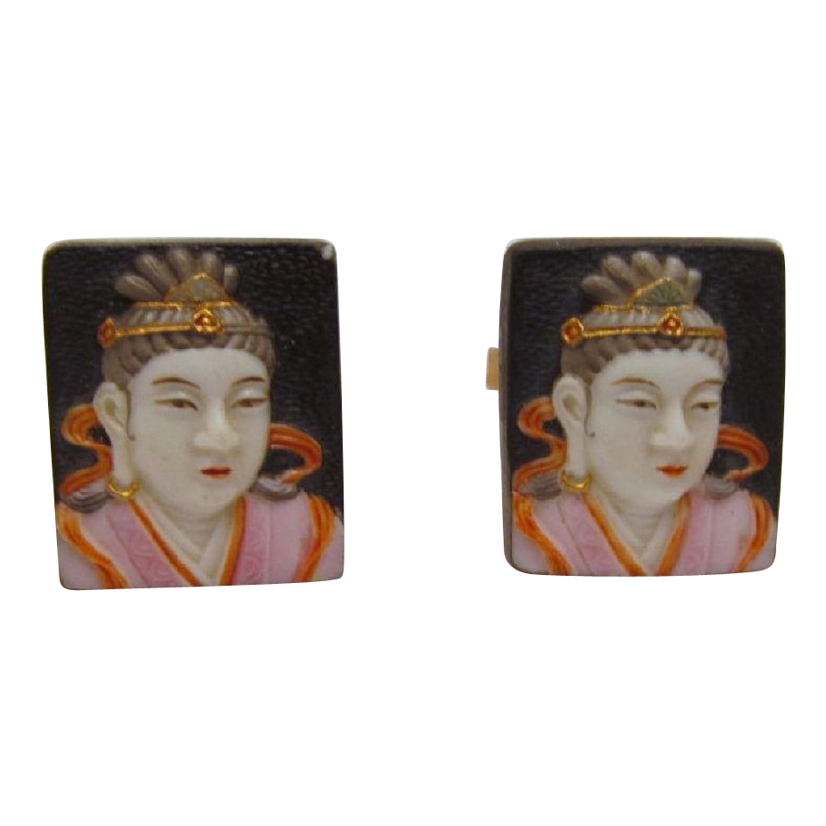 Toshikane Arita Goddess of Beauty Porcelain Cuff Links Toshikane Arita Goddess of Beauty Porcelain Cuff Links