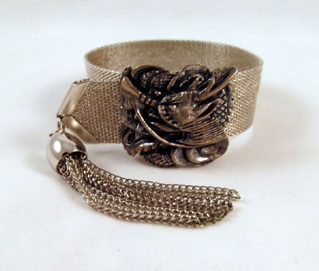 Early Napier Dragon Bracelet Silver-tone Mesh Early Napier Dragon Bracelet Silver-tone Mesh