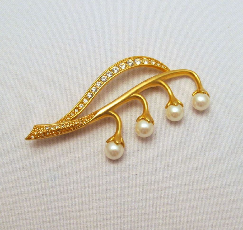 Signed Swarovski Lily of the Valley Faux Pearl Brooch Gold-tone Signed Swarovski Lily of the Valley Faux Pearl Brooch Gold-tone