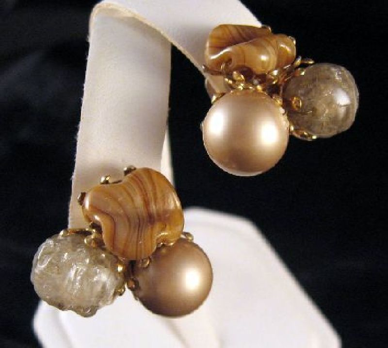 Vogue Swirled Art Glass Ice Cube Beads Faux Pearl Necklace Earrings Vogue Swirled Art Glass Ice Cube Beads Faux Pearl Necklace Earrings