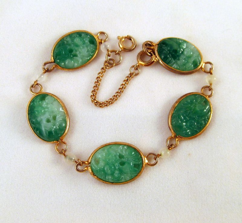 Faux Jade Molded Glass Cabochons Bracelet Gold-tone Bezel Set Faux Jade Molded Glass Cabochons Bracelet Gold-tone Bezel Set