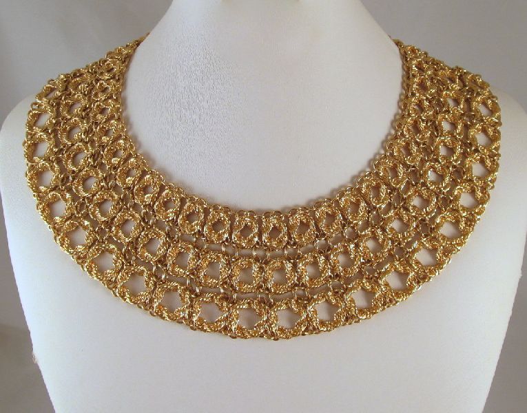 Monet Bouclais 1972 Collar Necklace Gold-tone Book Piece Monet Bouclais 1972 Collar Necklace Gold-tone Book Piece