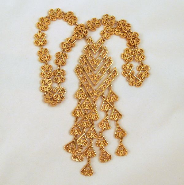 Monet Waterfall Chevron Links Necklace Gold-tone Monet Waterfall Chevron Links Necklace Gold-tone