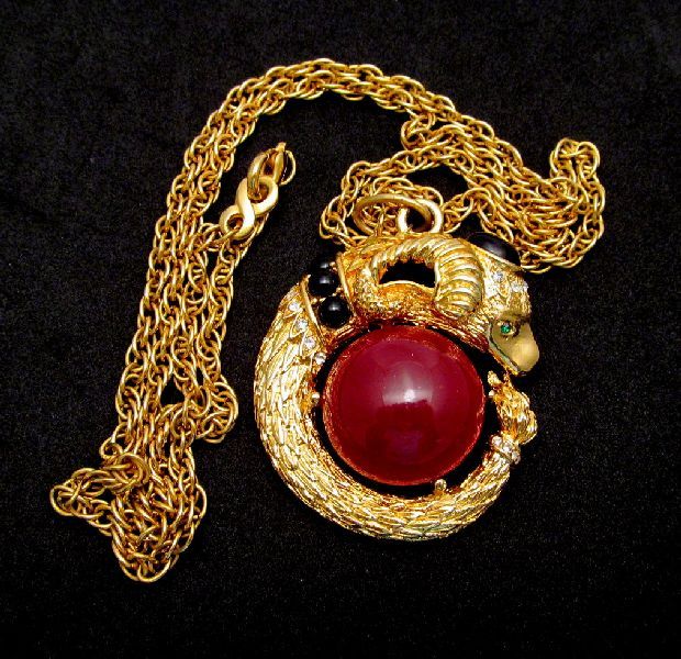 Signed Craft Ram's Head Pendant Lucite Rhinestones Gold-tone Signed Craft Ram's Head Pendant Lucite Rhinestones Gold-tone