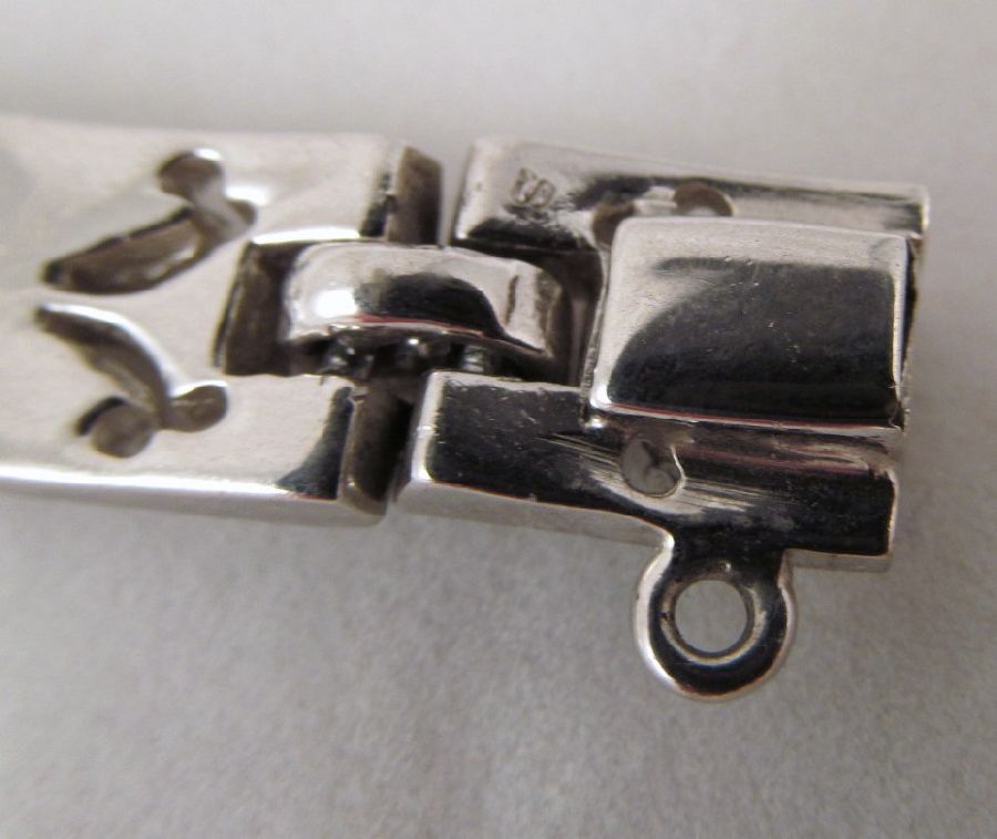 Art Deco Rhinestones Rhodium Bracelet Silver-tone Art Deco Rhinestones Rhodium Bracelet Silver-tone