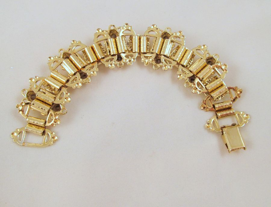 Chunky Gold-tone Book Chain Bracelet Aurora Borealis Rhinestones Chunky Gold-tone Book Chain Bracelet Aurora Borealis Rhinestones