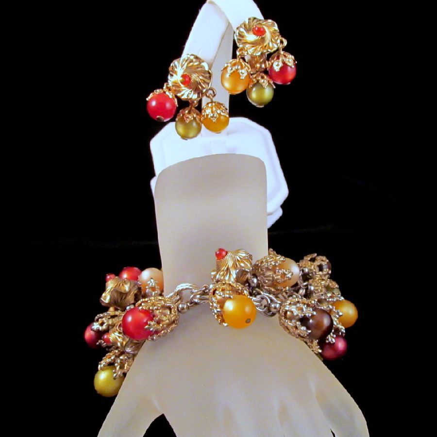 Napier Chunky Moonglow Charm Bracelet Earrings Multi-color Gold-tone Napier Chunky Moonglow Charm Bracelet Earrings Multi-color Gold-tone