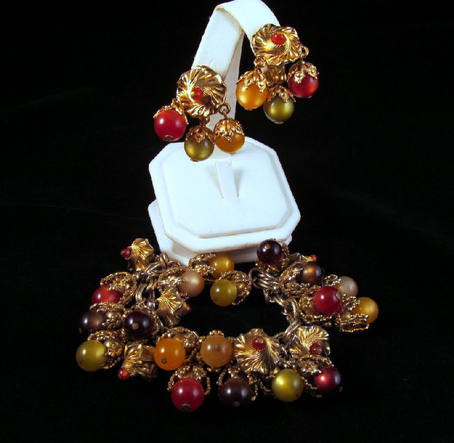Napier Chunky Moonglow Charm Bracelet Earrings Multi-color Gold-tone Napier Chunky Moonglow Charm Bracelet Earrings Multi-color Gold-tone