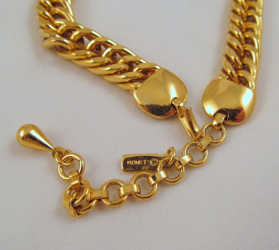 Monet Chunky Curb Chain Necklace Gold-tone Monet Chunky Curb Chain Necklace Gold-tone
