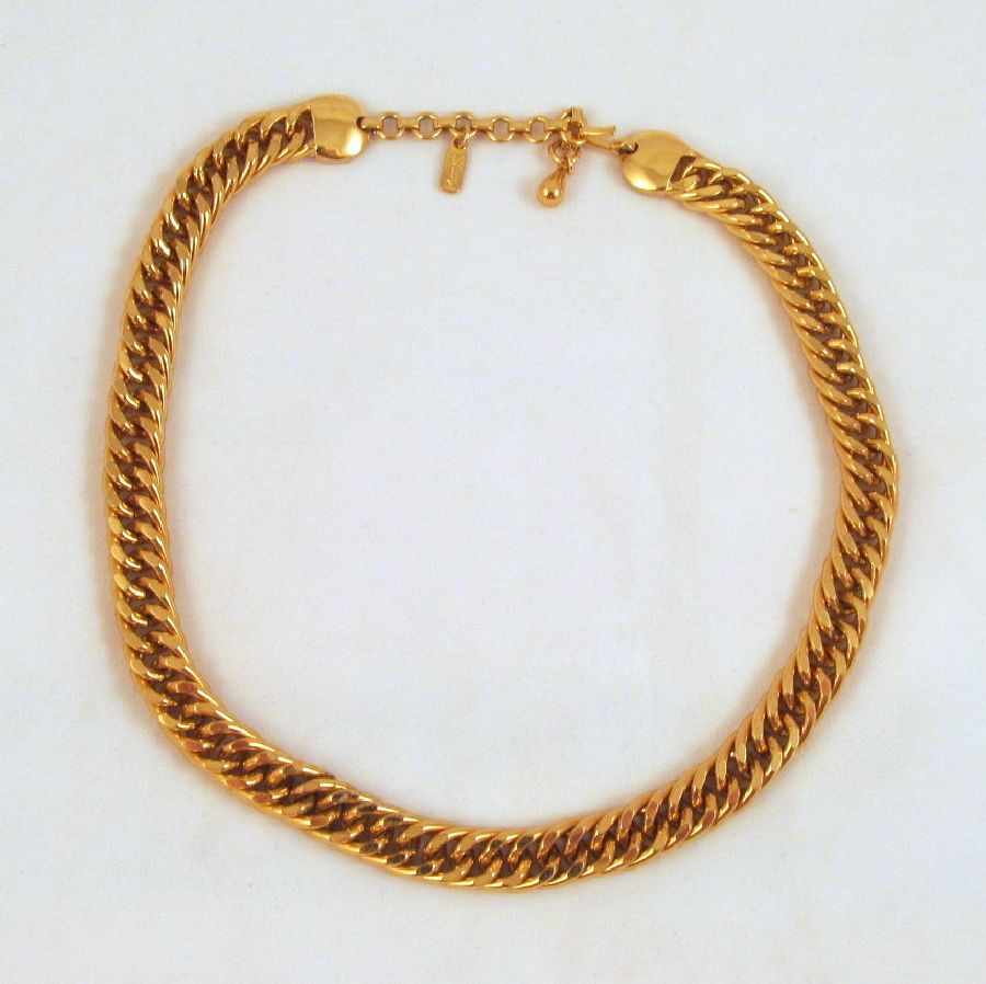 Monet Chunky Curb Chain Necklace Gold-tone Monet Chunky Curb Chain Necklace Gold-tone