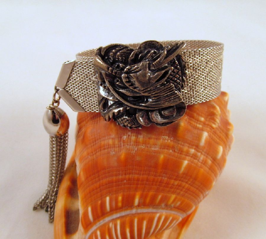 Early Napier Dragon Mesh Bracelet Silver-tone Tassels Early Napier Dragon Mesh Bracelet Silver-tone Tassels